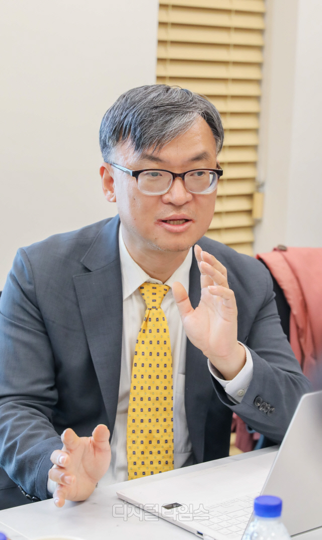 최승재 세종대 교수. 이슬기기자 9904sul@